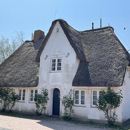 Kapitaenshaus Von 1712 - Neu Saniert Daire Nieblum Dış mekan fotoğraf